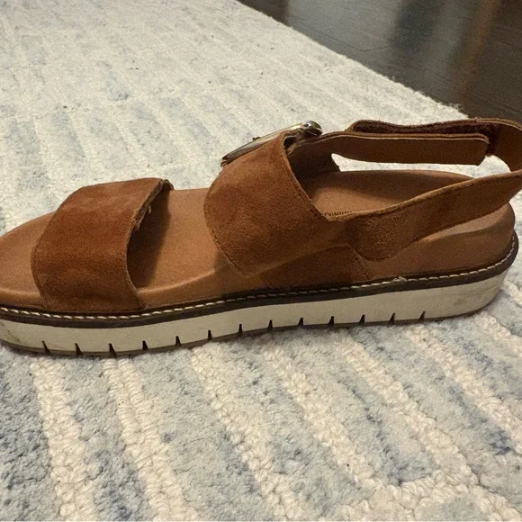 Mephisto Brown Sandals - Picture 2 of 4